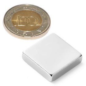 Neodímium hasáb mágnes 20X20X5
