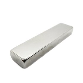 Neodímium hasáb mágnes 25x7,75x3,5  N35H  Zn